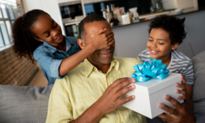 10 Best Father’s Day Gifts Ideas 2024 Every Son and Daughter Should Know.
